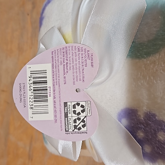 NWT Unisex Plush Baby Blanket - Picture 4 of 4